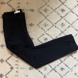 Women's Black H&M Ankle Slacks - Size 4